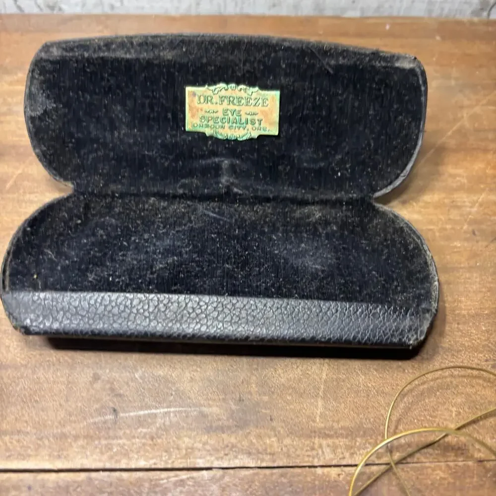 Antique Gold Wire Spectacles with Dr. Freeze Case